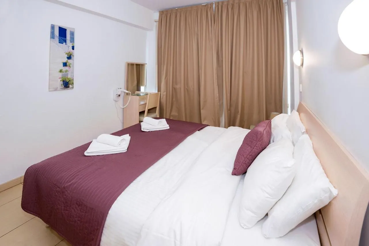 Дом отдыха Gabriela - Coralli Beachfront Apartment Протарас Кипр