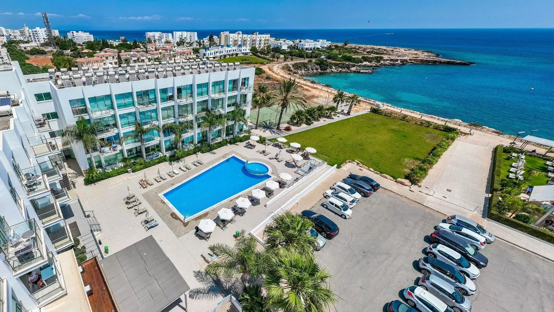 Gabriela - Coralli Beachfront Apartment Протарас Дом отдыха